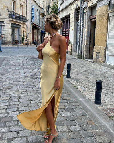 Maliah | Langes Abendkleid mit offenem Rücken und Satin-Schlitz 5