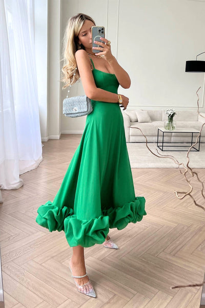 Celine | Festliches Damenkleid für Hochzeitsgäste in Fließendem Design