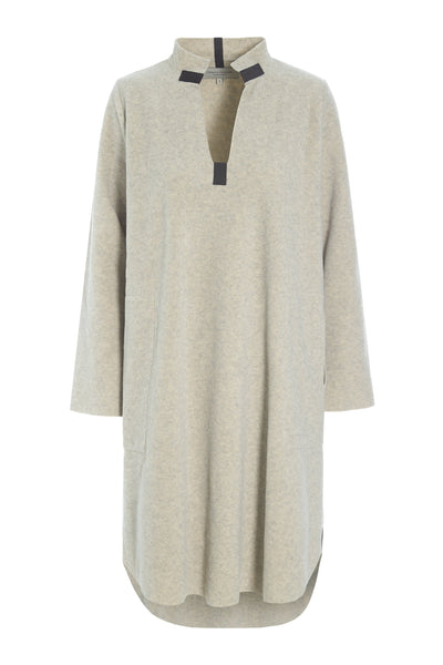 Julia | Kleid mit V-Ausschnitt