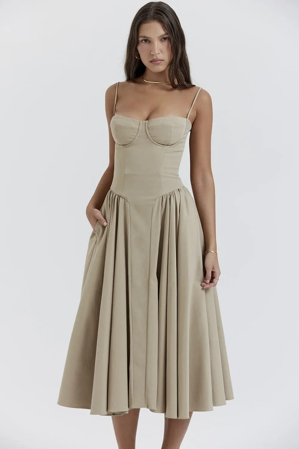 Elina | Ärmelloses Midikleid mit Korsettschnitt