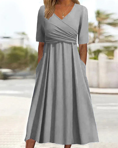 Alloura | Kreuzkleid Bequemes Patchwork Design, V-Ausschnitt, Kurzarm
