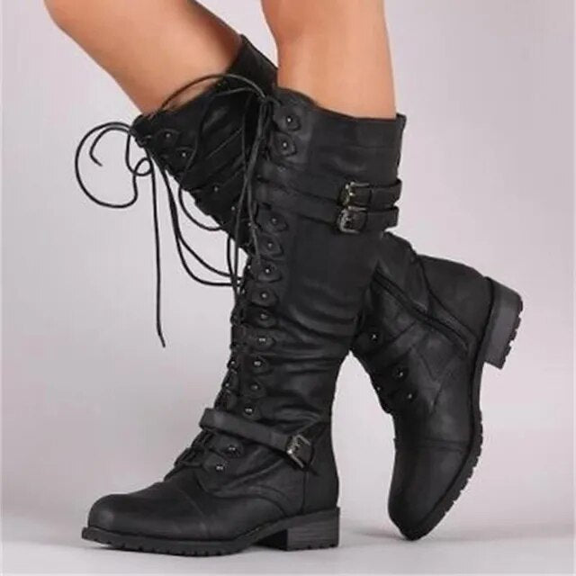 Manuela | Stilvolle Schnürstiefel