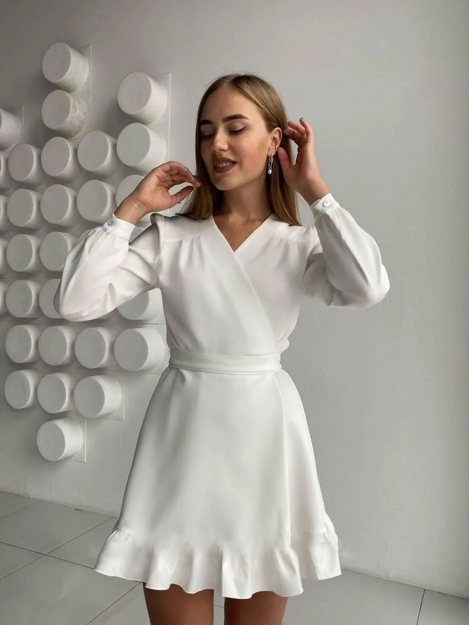 Klaudia | Langärmliges V Ausschnitt Minikleid
