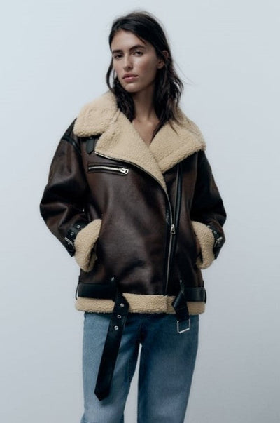 Eleonora | Elegante Jacke mit Revers aus Synthetikmaterial
