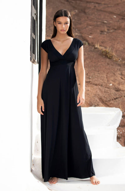 Paula | Langes fließendes Kleid mit elegantem Ausschnitt
