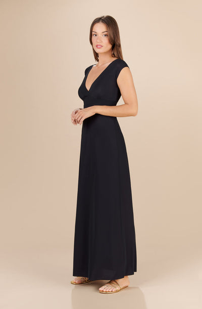 Paula | Langes fließendes Kleid mit elegantem Ausschnitt