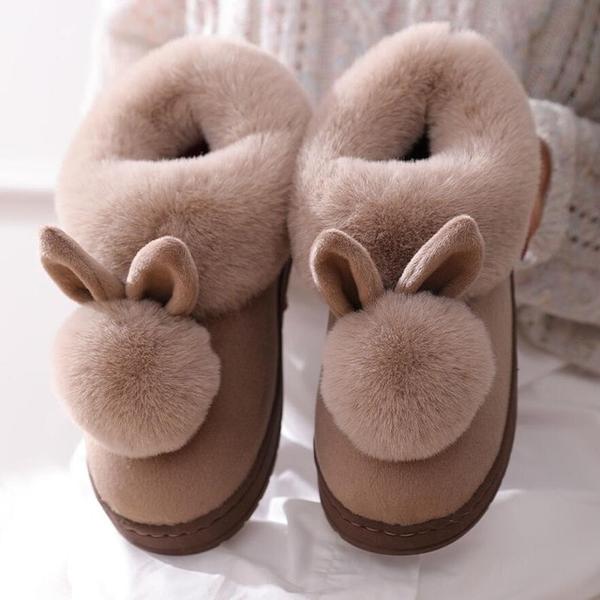 Malvina | Plüschige Winterhausschuhe mit Hasenmotiv und Bommel