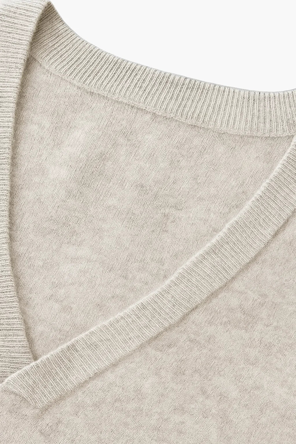 Merino | Herren Strickjacke Schwarz V-Ausschnitt aus 100% Merinowolle für stilvolle Lagenlooks 1