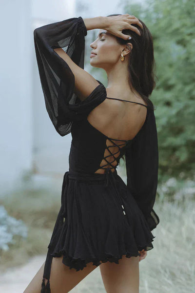 Mila | Minikleid mit offenem Rücken und Ballonärmeln