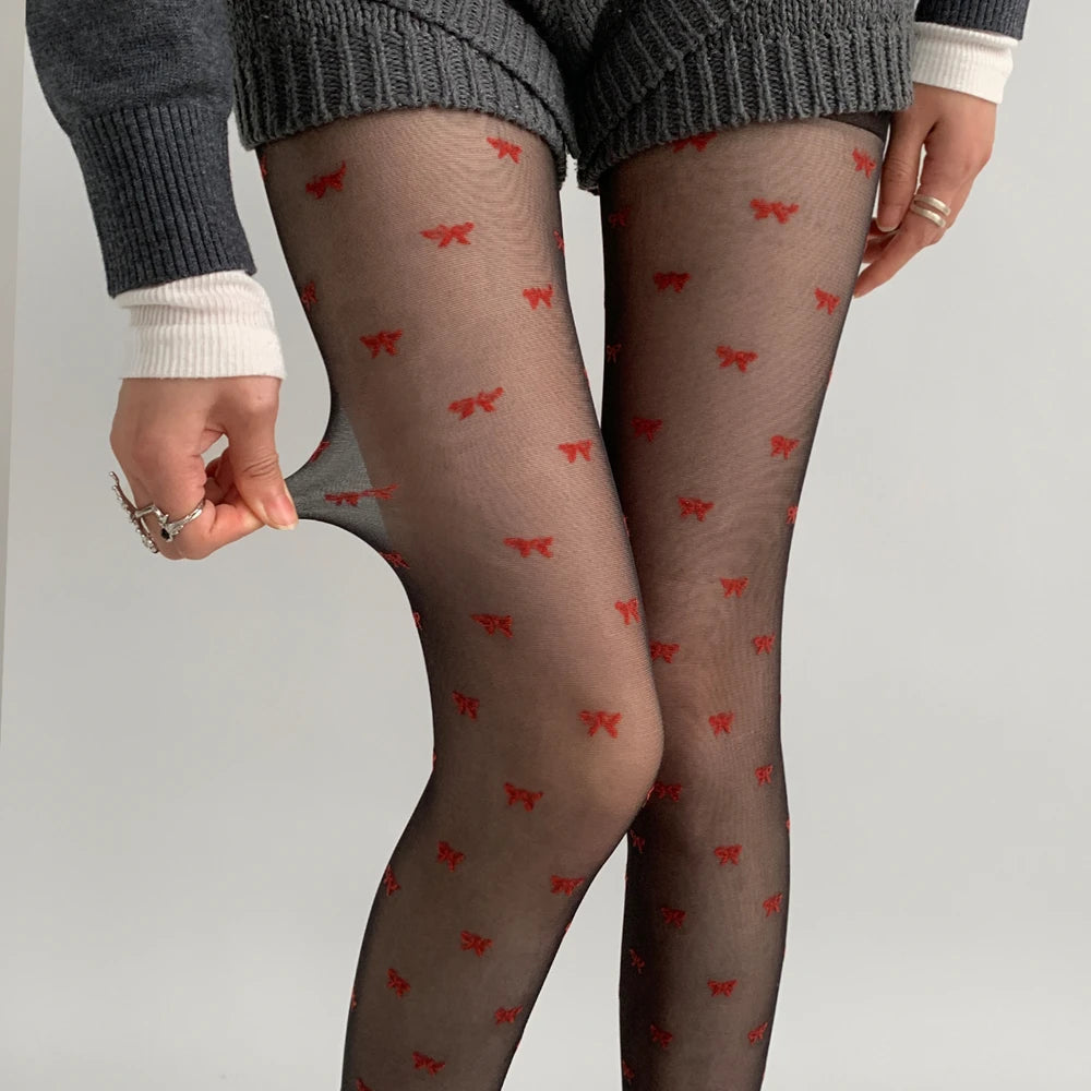 Leah | Modische Strumpfhosen mit Herz und Punktmuster