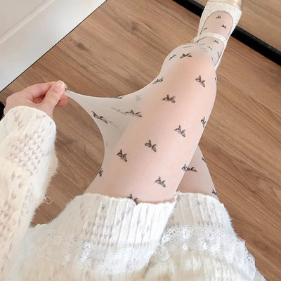 Leah | Modische Strumpfhosen mit Herz und Punktmuster