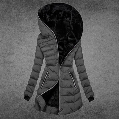 Constanze | Elegant in einer warmen Winterjacke