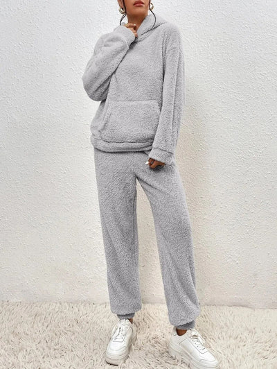 Lea | Warmes Winter-Kapuzenpulli-Hosen-Set