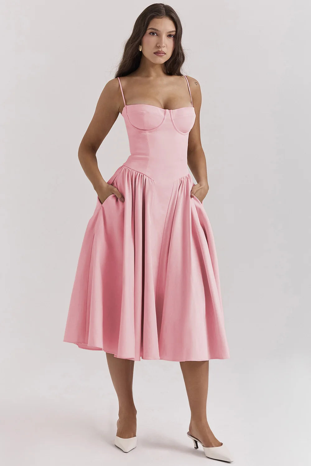 Elina | Ärmelloses Midikleid mit Korsettschnitt
