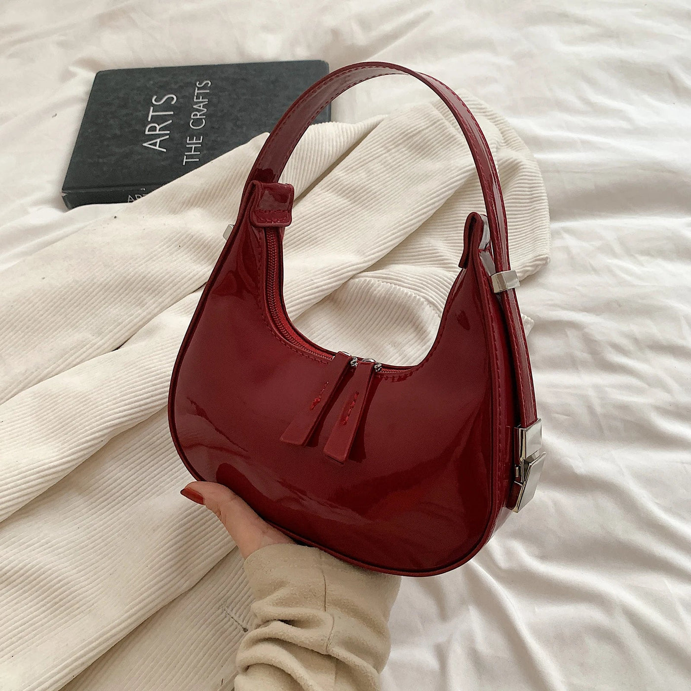 Halbmond | Umhängetasche Damen aus Kunstleder – Elegant und Praktisch 1