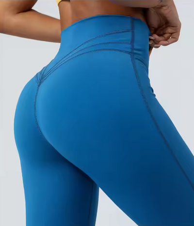 Sarah | Ausgestellte Leggings mit V-Ausschnitt