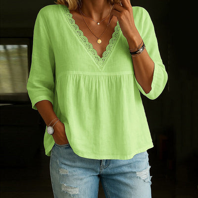 Sienna | T-Shirt mit V-Kladung in Spitze
