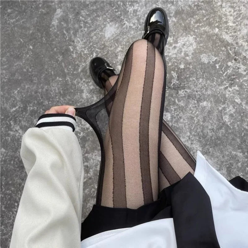 Diana | Stylische Vertikale Gestreifte Strumpfhose