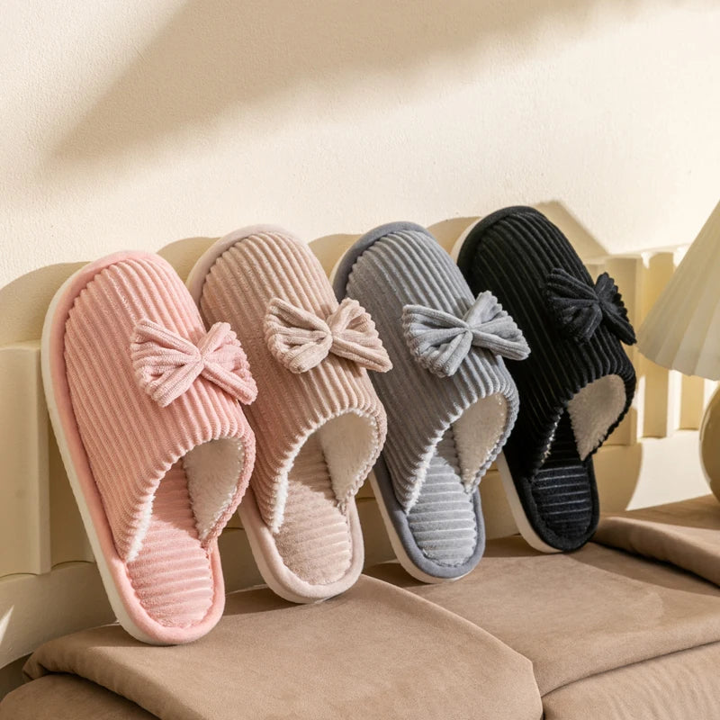 Susanna | Slipper mit edler Schleife und rutschfester Sohle