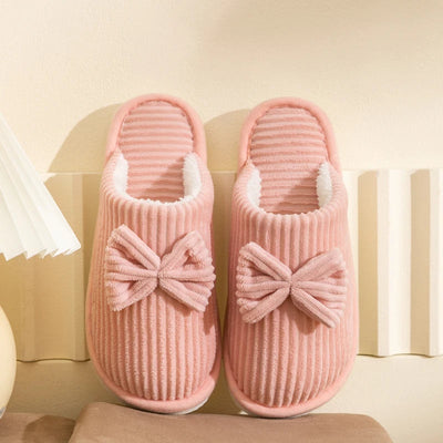 Susanna | Slipper mit edler Schleife und rutschfester Sohle