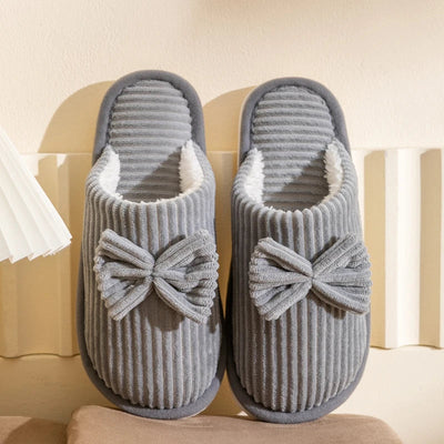Susanna | Slipper mit edler Schleife und rutschfester Sohle
