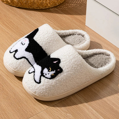 Zaira | Bequeme rutschfeste Winterpantoffeln mit Katzenmotiv