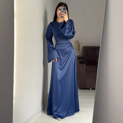 Greta | Elegantes langes Kleid aus Satin