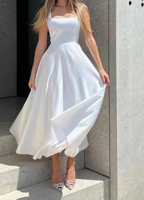 Serena | Elegantes Midikleid Satin A-Linie mit Spaghettiträgern