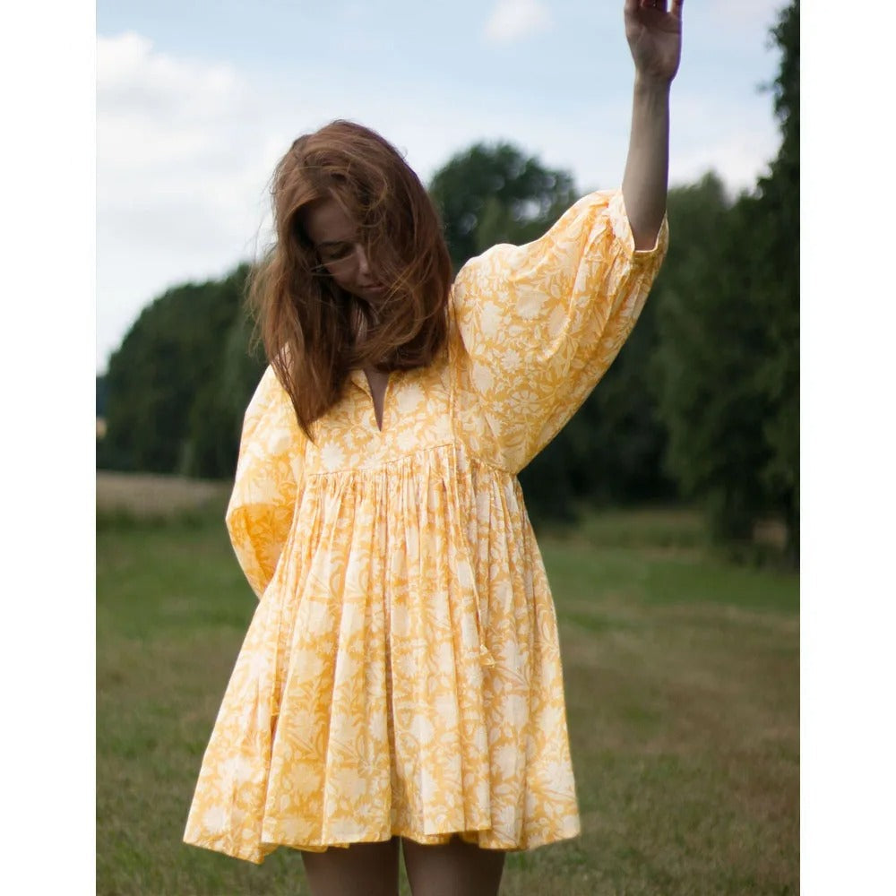 Katrin | Geblümtes Rüschenkleid