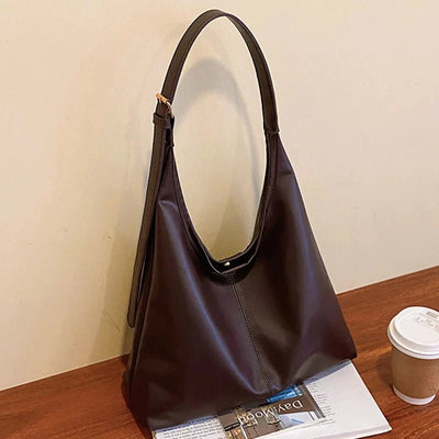 Leyna | Handtasche Damen Schwarz – Elegante Tragetasche mit Geräumigem Innenraum aus Hochwertigem Leder 2