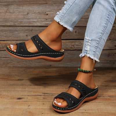 Maya | Orthopädische Sandalen