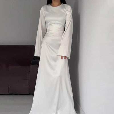 Greta | Elegantes langes Kleid aus Satin